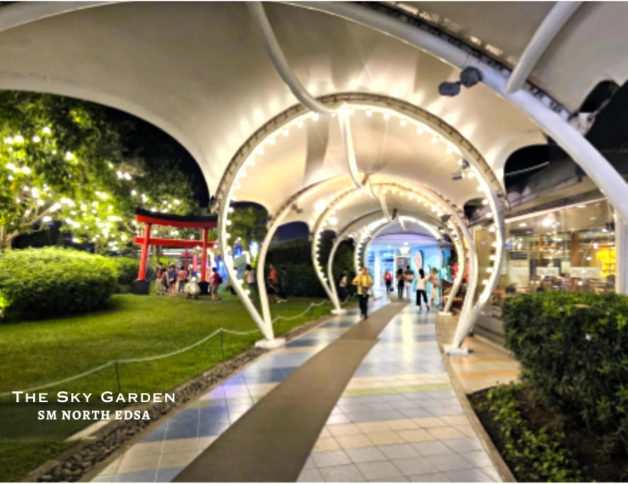 Grass Residences Rendezvous Sm North Edsa Qc มะนิลา ภายนอก รูปภาพ