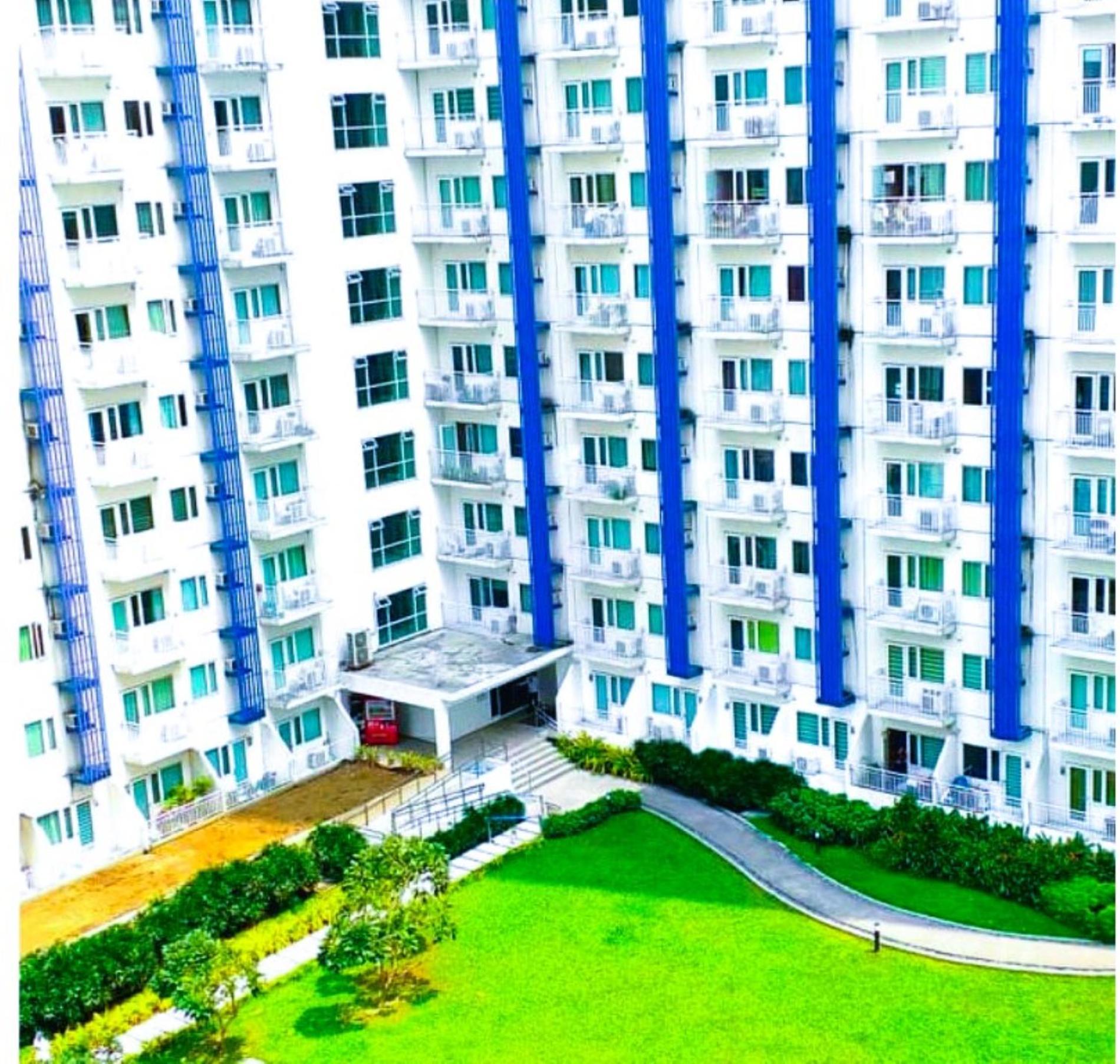 Grass Residences Rendezvous Sm North Edsa Qc มะนิลา ภายนอก รูปภาพ